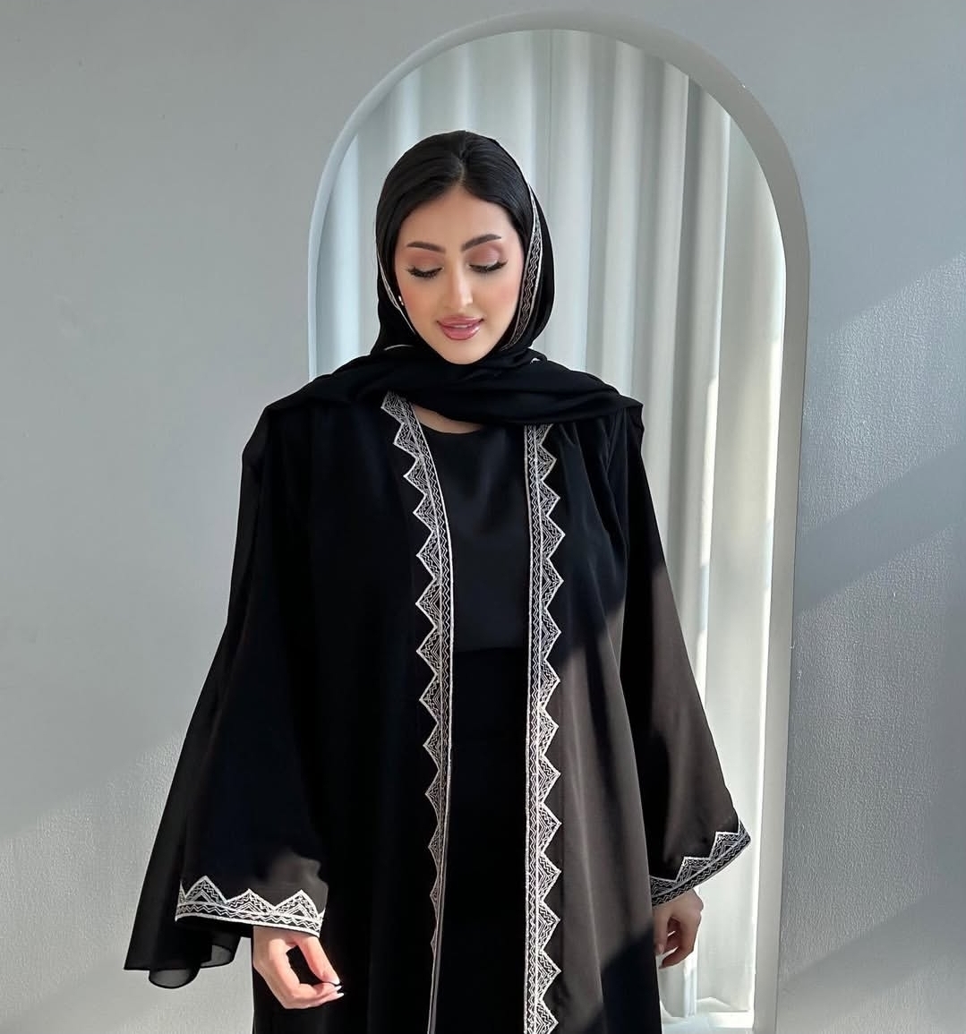 SILVER EDGE - Image 2