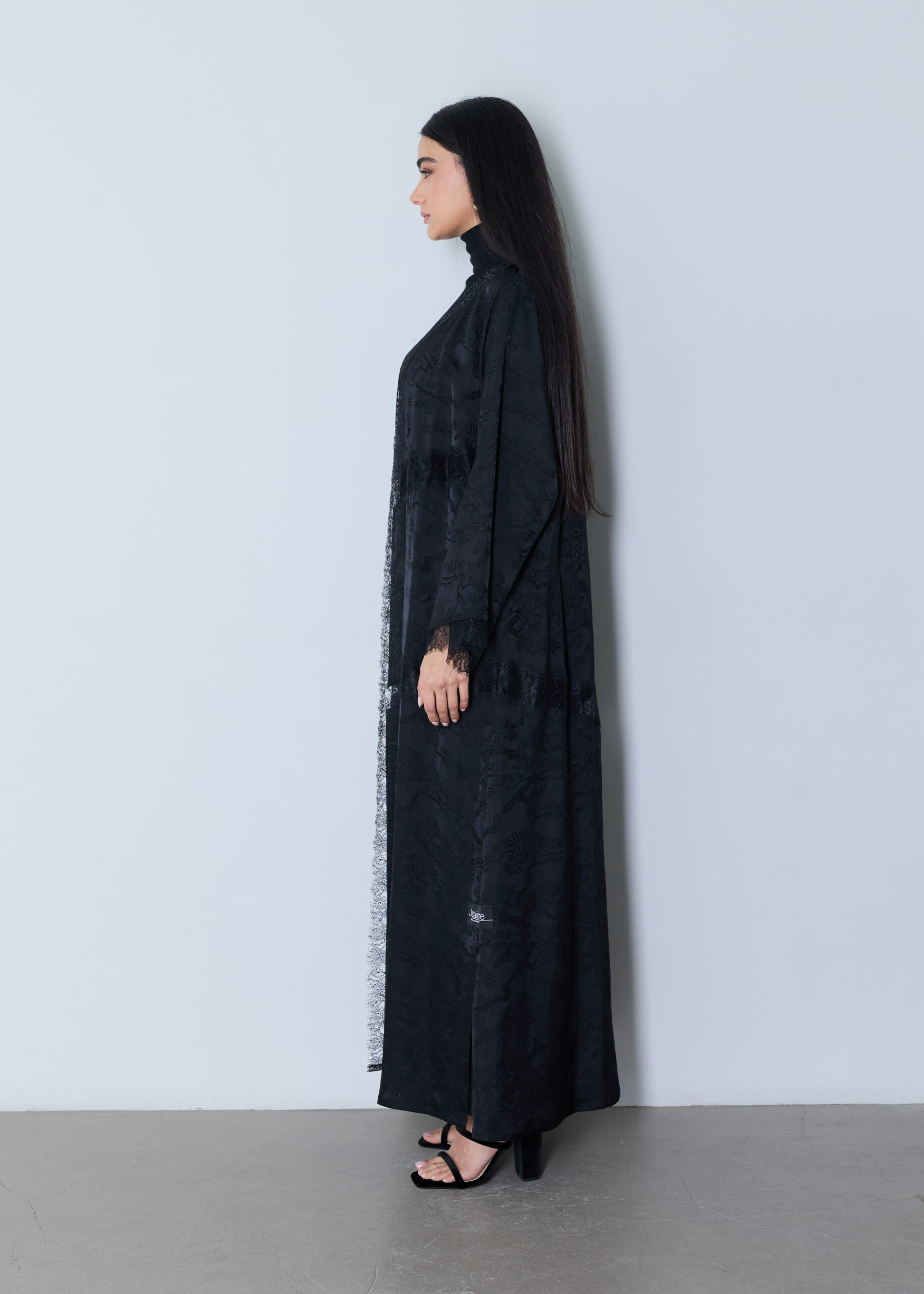 Noir & Dentelle - Image 3